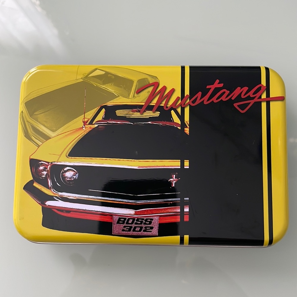 2013 Mustang Boss 302 2 decks of playing cards tin box Black yellow red white